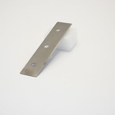 Niestandardowe ostrze do cięcia włókien chemicznych z cementowanego węglika wolframu z trzema otworami, do maszyn przemysłowych do cięcia folii