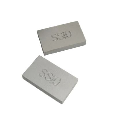 Dostosowane lutowane końcówki z węglika wolframu ze stopu YG8 o gęstości 14,75 g/cm³ twardości 90,0 HRA i wytrzymałości na zginanie 3200 MPa