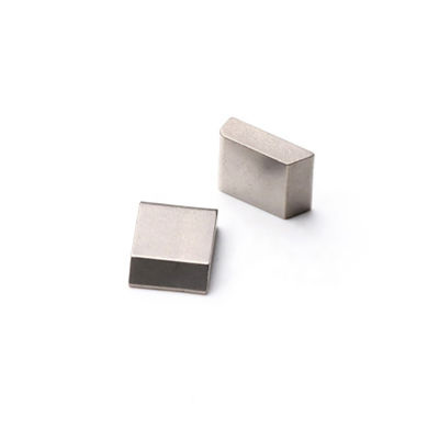 Źródło energii elektrycznej Glossy Surface Tungsten Carbide Brazed Tips for Stone Cutting